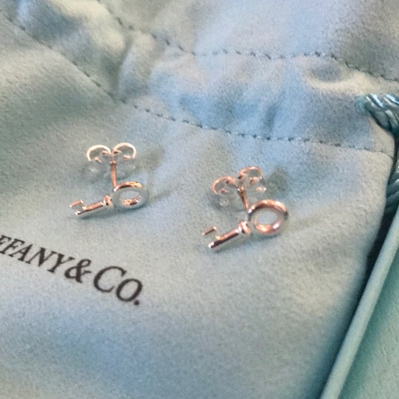 Sold - Picture 3 of 3